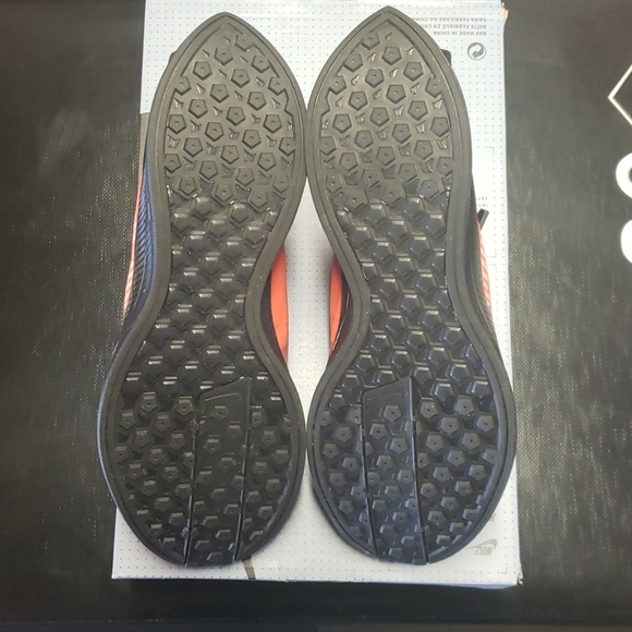 NWT NIKE ZOOM PEGASUS TURBO SHIELD WP BQ1896-600 - Picture 5 of 12